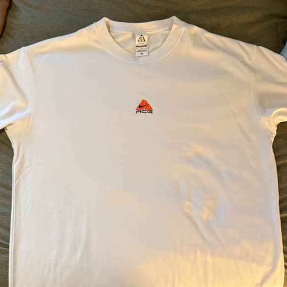 Nike ACG White Tee with Orange Logo - Picture 1 of 3